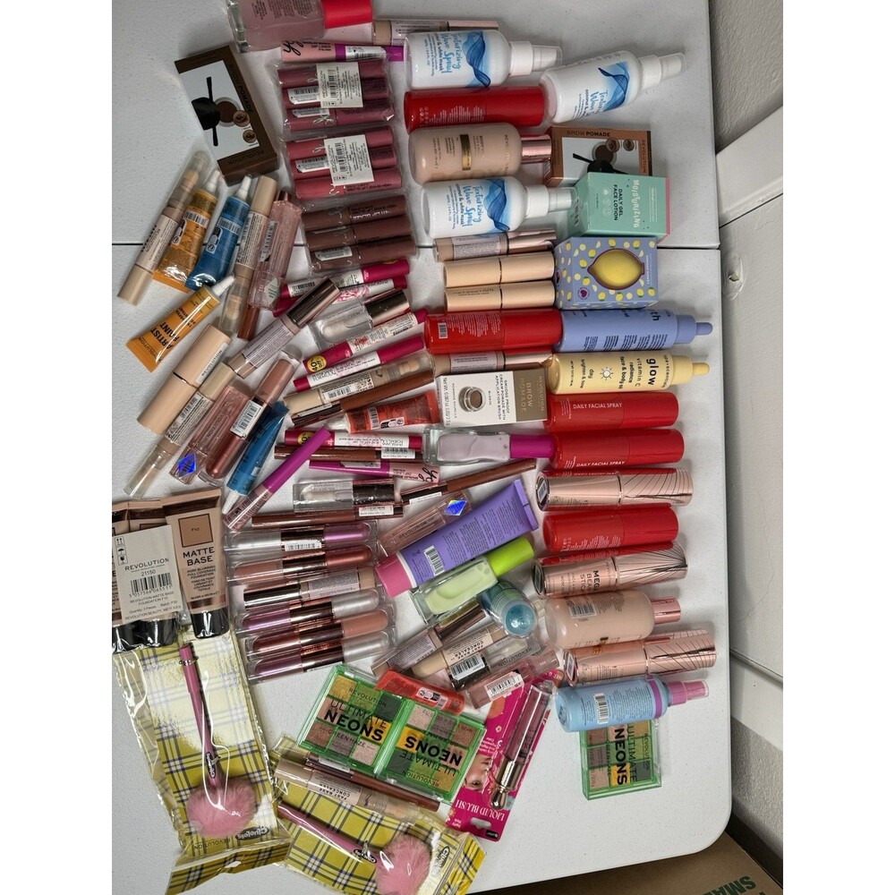 makeup box sorted (100) mixed box with 80% revolution makeup